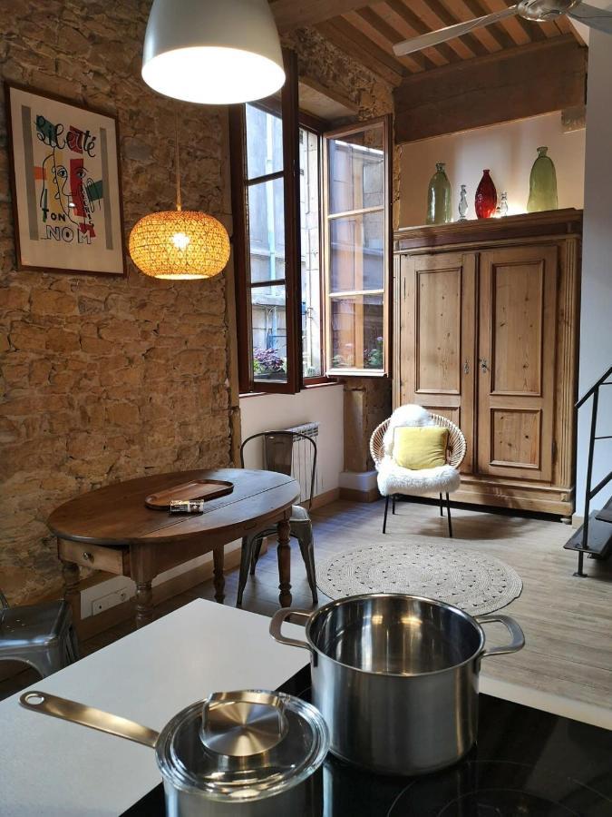 Apartamento Authentic Loft With Mezzanine & Exposed Stones Heart Of Lyon Exterior foto